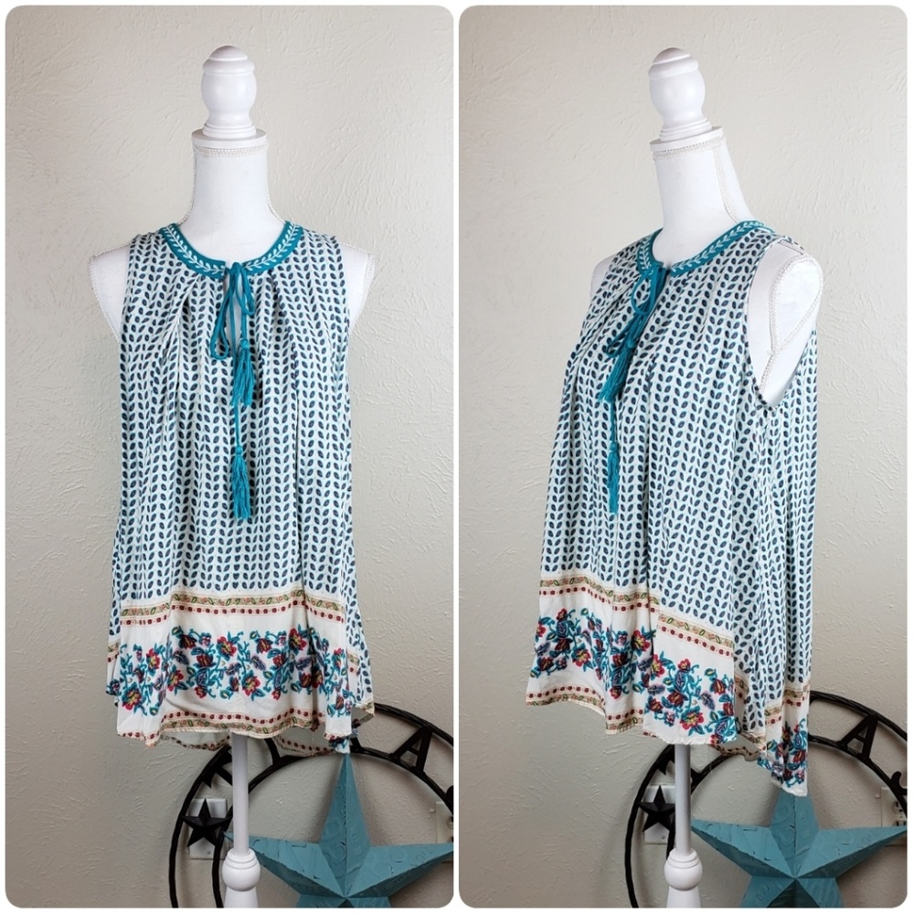Umgee Sleeveless Trapeze Boho Top